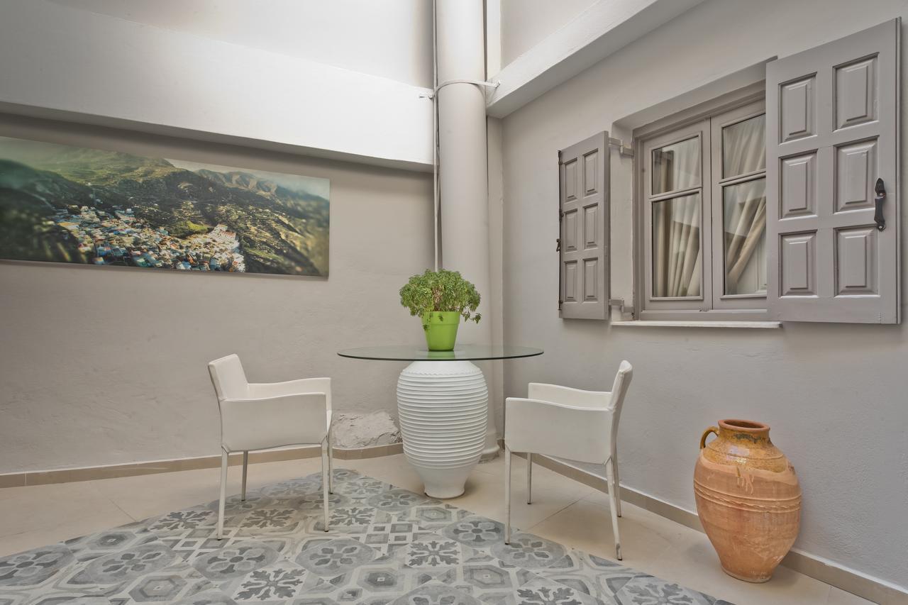 Nereus Luxurious Suites Karpathos Buitenkant foto